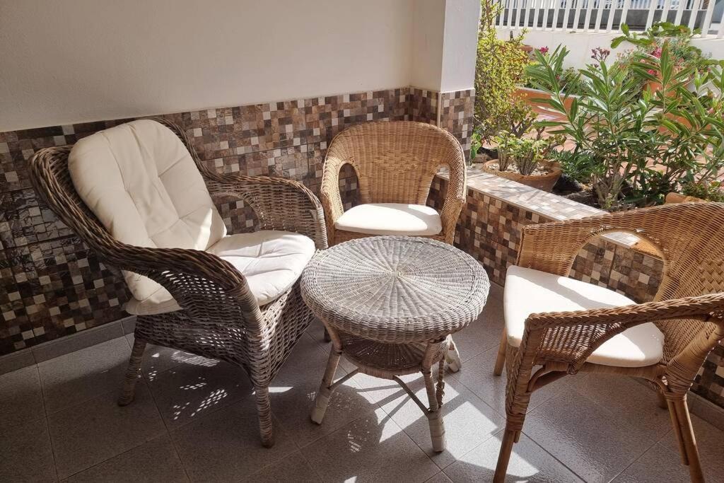 Casa Gales: Relax Next To The Sea Apartment For Families Corralejo Exterior photo